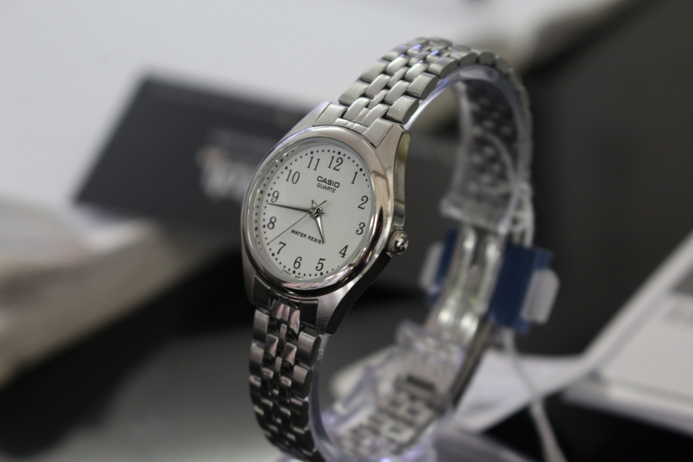 Chi tiết đồng hồ Casio nữ LTP-1129A-7BRDF